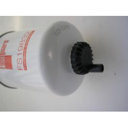 Топливный фильтр FS19832 Fleetguard